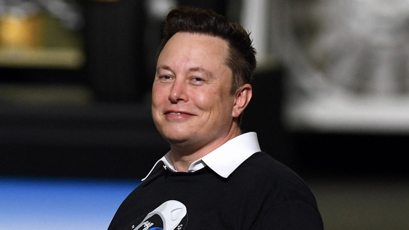 Elon Musk twittert auf Deutsch - sein "Baby kann noch keinen Löffel benutzen"
