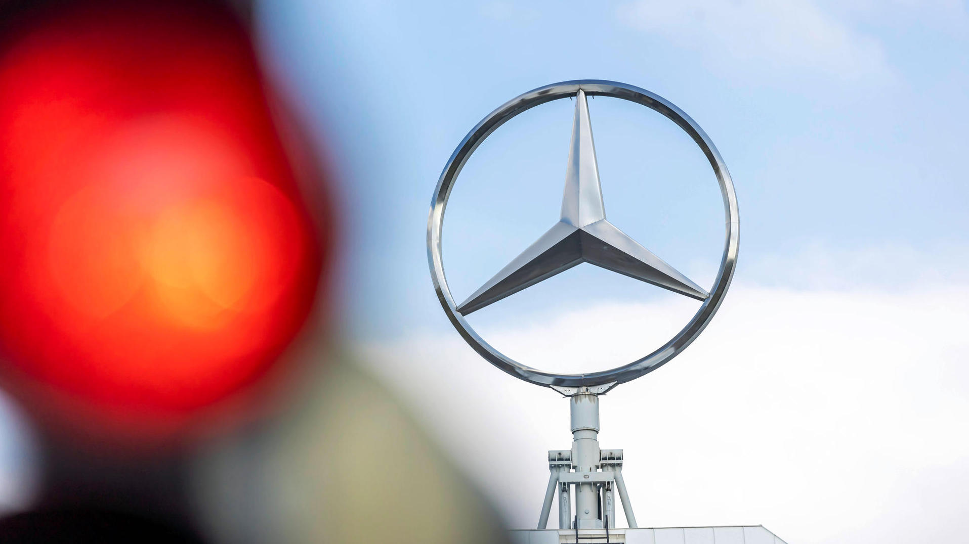 Mercedes ruft weltweit mehr als 150.000 Autos zurück