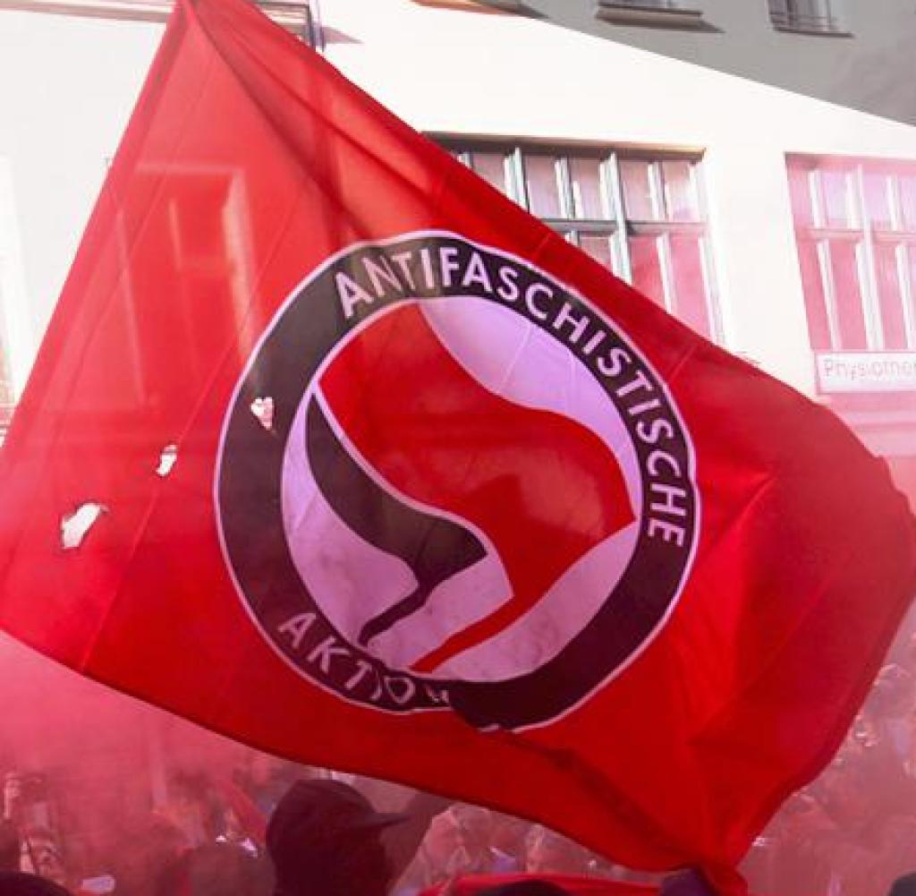 Die linke radikale Antifa kämpft gegen eine selbst definierte "Faschismus"