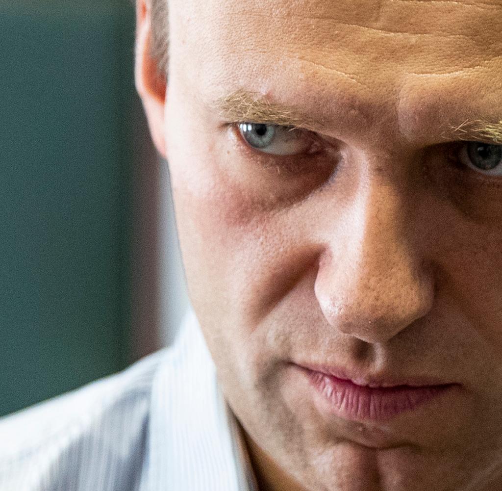 Der Kremlkritiker Navalny leidet offenbar an einer schweren Vergiftung mit einer halluzinogenen Substanz