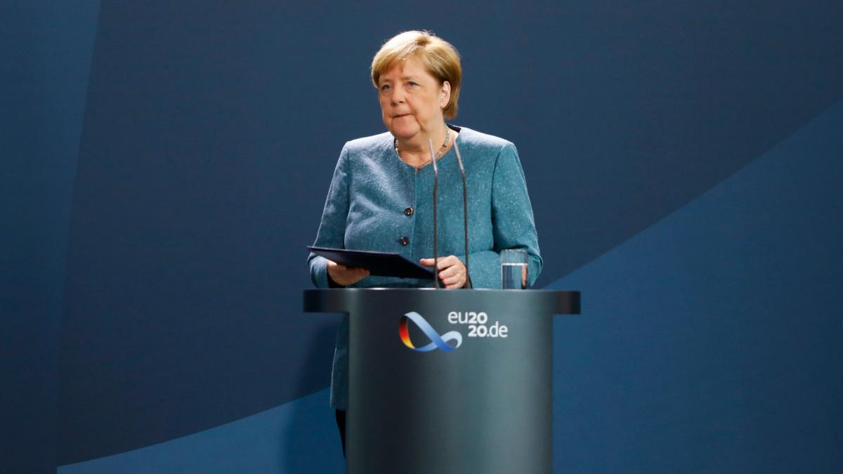 Merkel schließt Sanktionen gegen Nord Stream 2 nicht aus, sagt Seibert