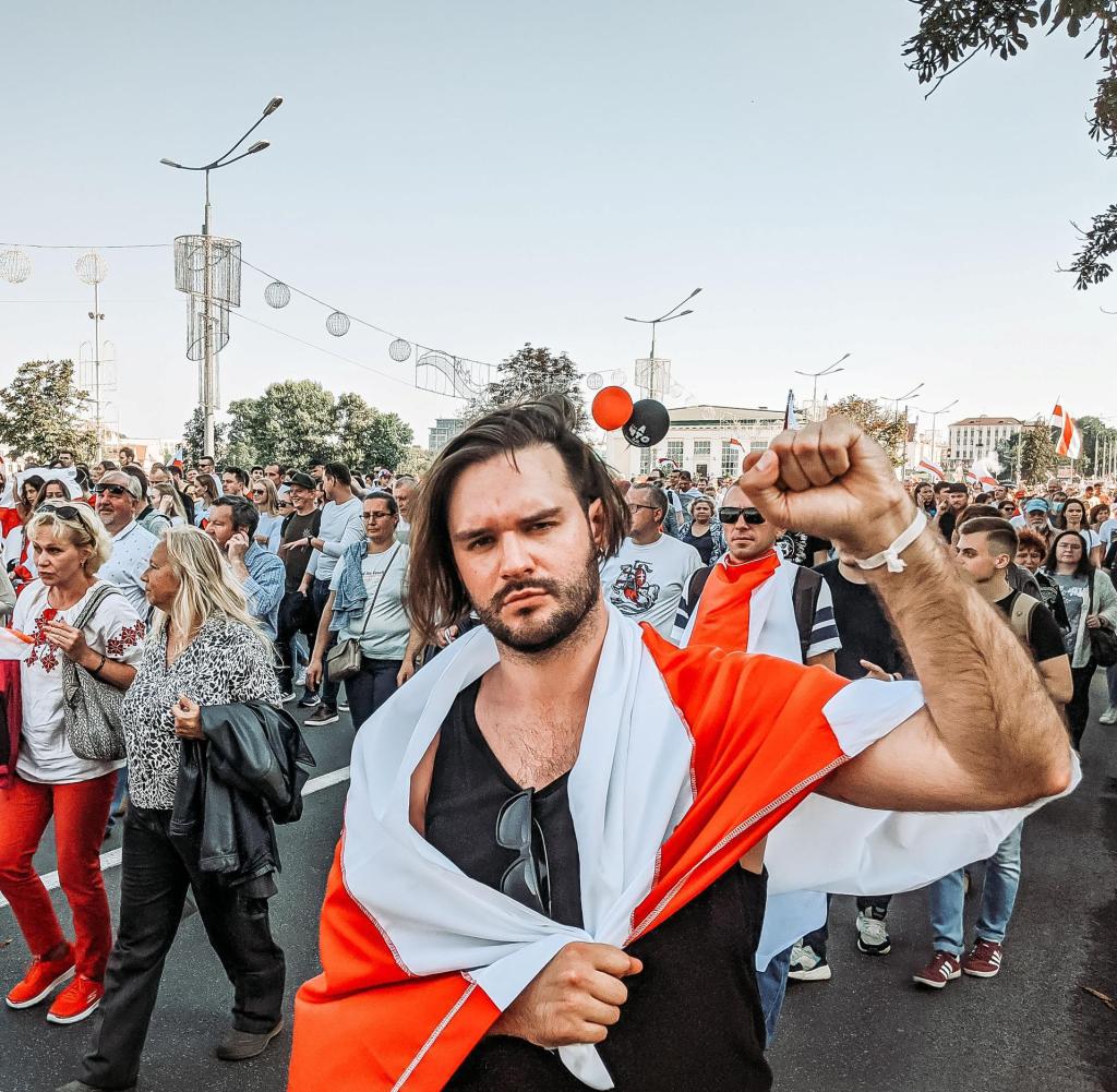 durch Malen + gegen Gebühr +++ 29. Januar, große Demonstration in Minsk gegen den Präsidenten