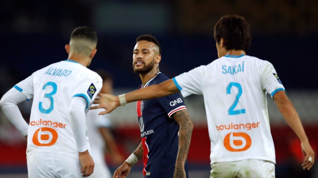 Neymar sieht rot und beschwert sich über Rassismus - Sport