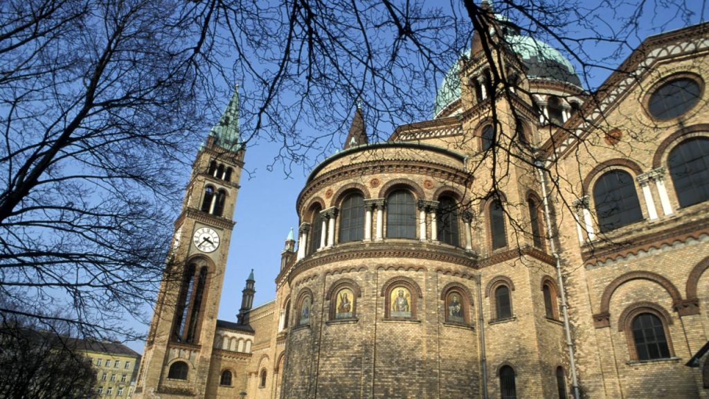 Wien: Großer Aufwand!  Männer Mob Aufruhr in der Kirche - Nachrichten im Ausland
