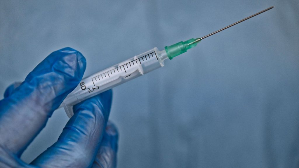 Coronavirus-Pandemie: Teilnehmer der Impfstoffstudie in Brasilien starben