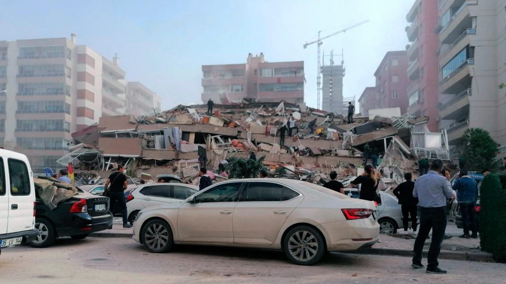 Schweres Erdbeben erschüttert die Ägäis - tot und verletzt