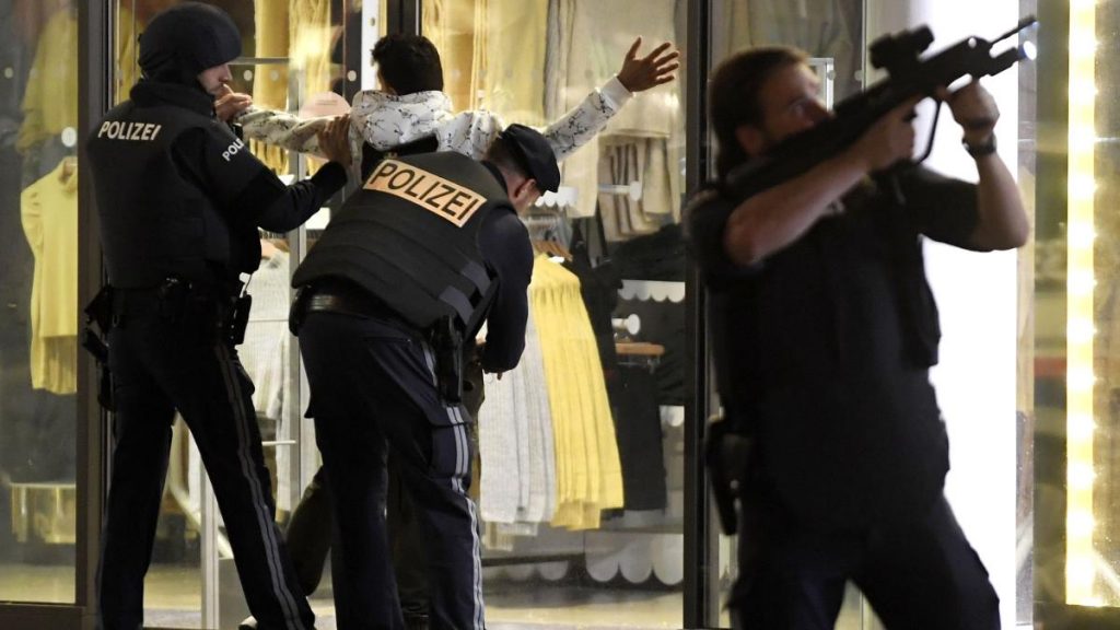Wien: Schüsse in die Innenstadt - "Ekelhafter Terroranschlag"