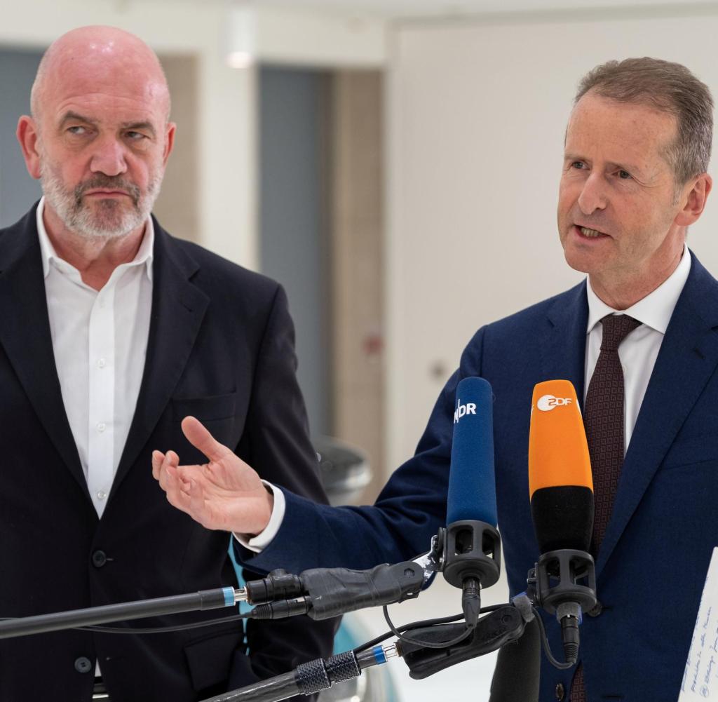 Beziehungsprobleme: VW-Betriebsratschef Bernd Osterloh (links) und Geschäftsführer Herbert Diess