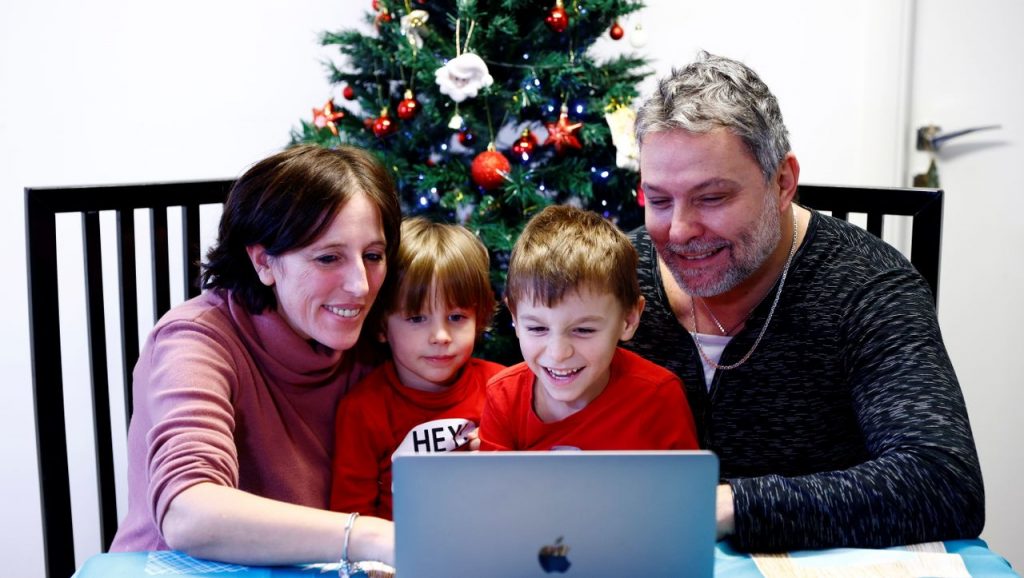 Video-Chat zu Weihnachten: So funktioniert ein Videoanruf mit der Familie