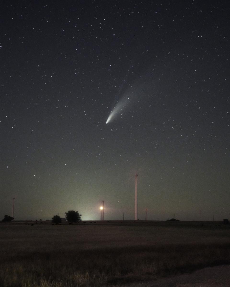 Komet Neowise C / 2020 F3 aus Münster, Texas, USA. 