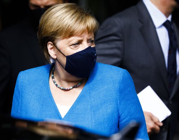 Deutschland wird die Sperrung von Bedenken hinsichtlich neuer Coronavirus-Varianten ausweiten