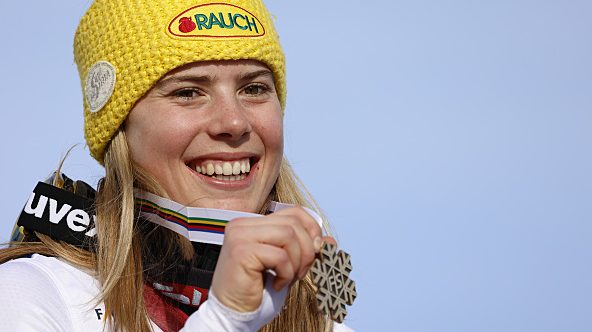 Katharina Liensberger beendet Mikaela Shiffrins Slalomherrschaft bei Weltmeisterschaften