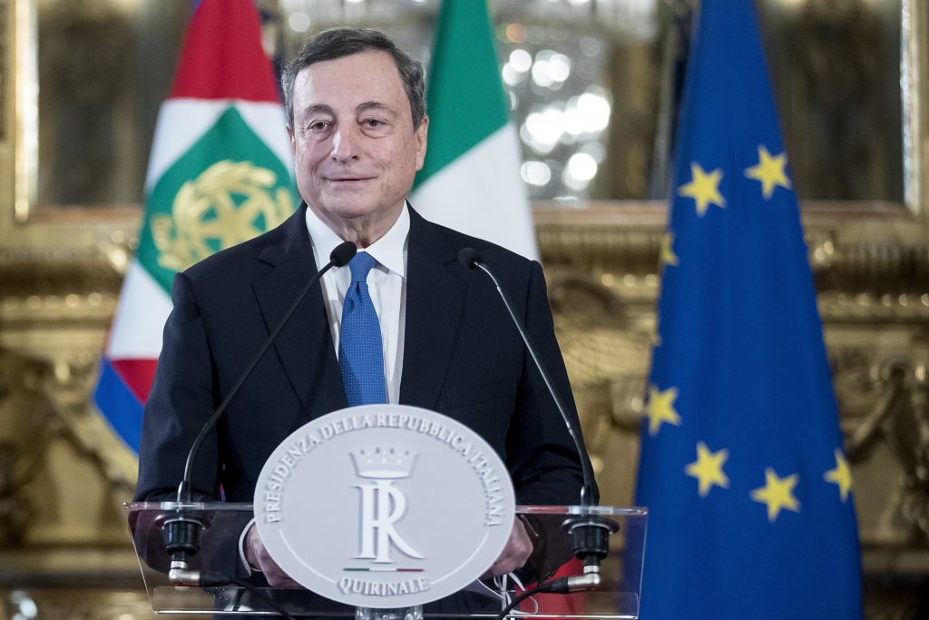 Mario Draghi gewinnt die Unterstützung der Fünf-Sterne-Bewegung