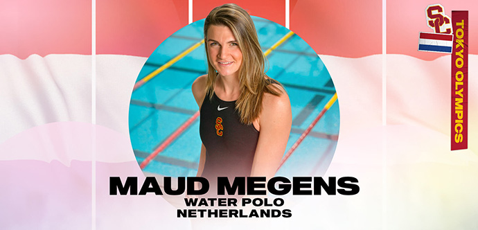 Maud Megens steht vor einem Schwimmbad und lächelt im Kreis mit ihrem Namen, ihrer Sportart und ihrem Land unter sich geschrieben und vor dem Hintergrund der niederländischen Flagge.