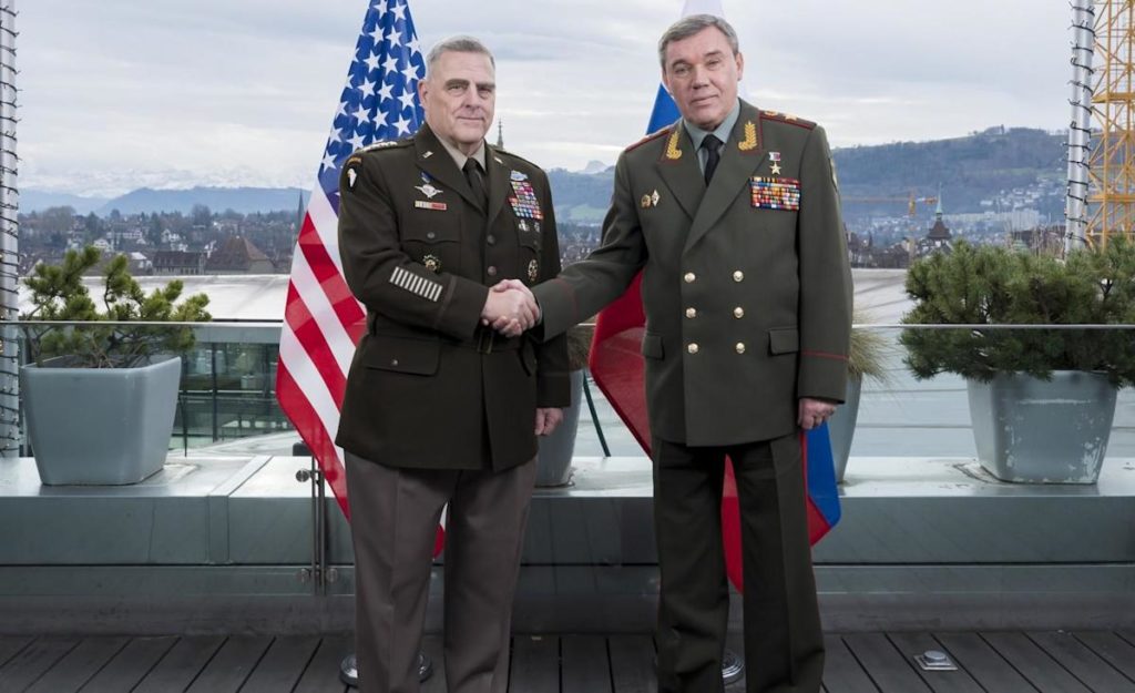 US-amerikanische und russische Militärführer treffen sich angesichts von Terrorangelegenheiten
