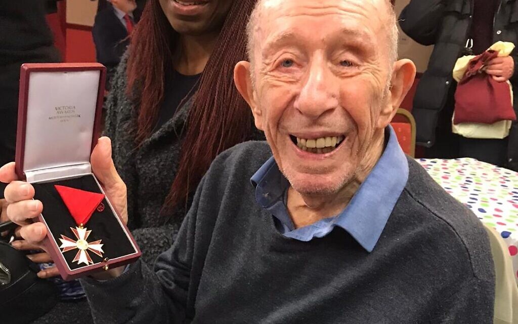 Eric Sanders, „inspirierender“ jüdischer Flüchtling, der vor den Nazis geflohen ist, stirbt im Alter von 101“