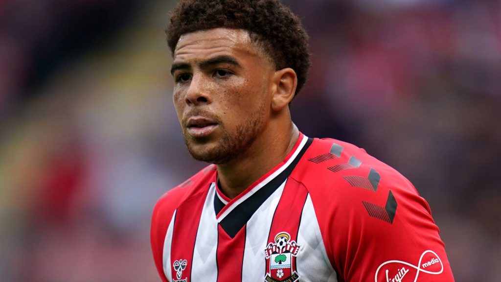 Southampton's Che Adams in action during the Premier League match at St. Mary's Stadium, Southampton. Picture date: Sunday August 22, 2021.