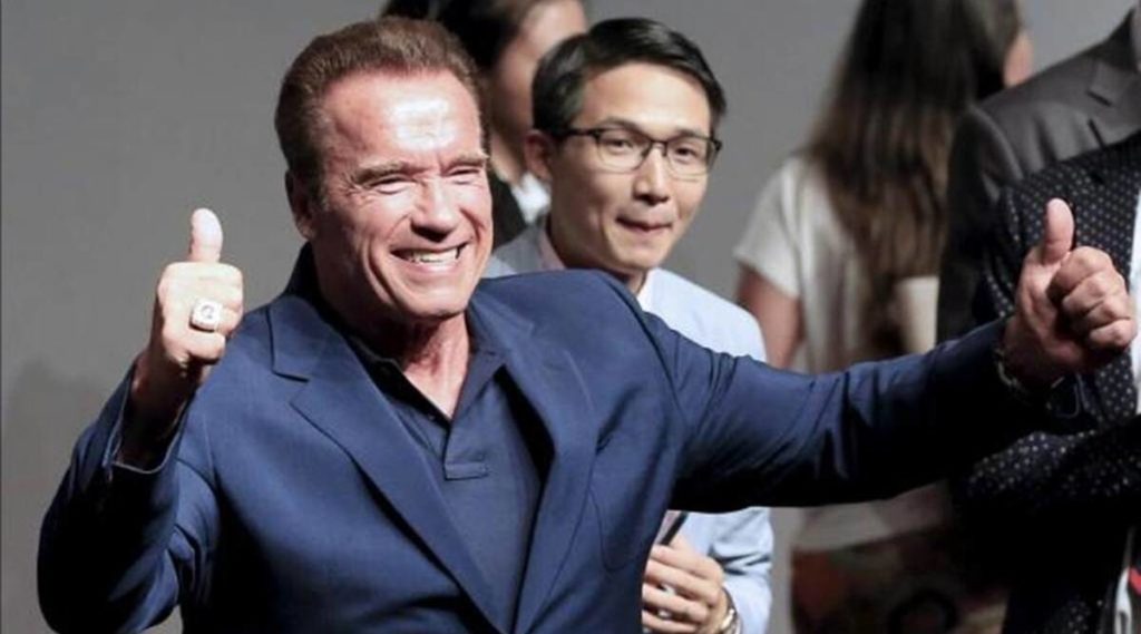 Arnold Schwarzenegger, donald trump, Arnold Schwarzenegger donald trump, Arnold Schwarzenegger news, Arnold Schwarzenegger actor, Arnold Schwarzenegger politician, Arnold Schwarzenegger trolls trump, Arnold trump, hollywood news, entertainment updates, indian express, indian express news, indian express entertainment