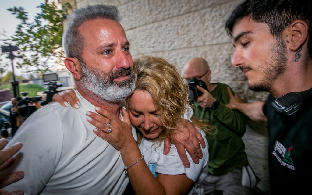 Israelisches Ehepaar kehrt nach seiner Haft im türkischen Gefängnis als mutmaßliche Spione nach Hause zurück