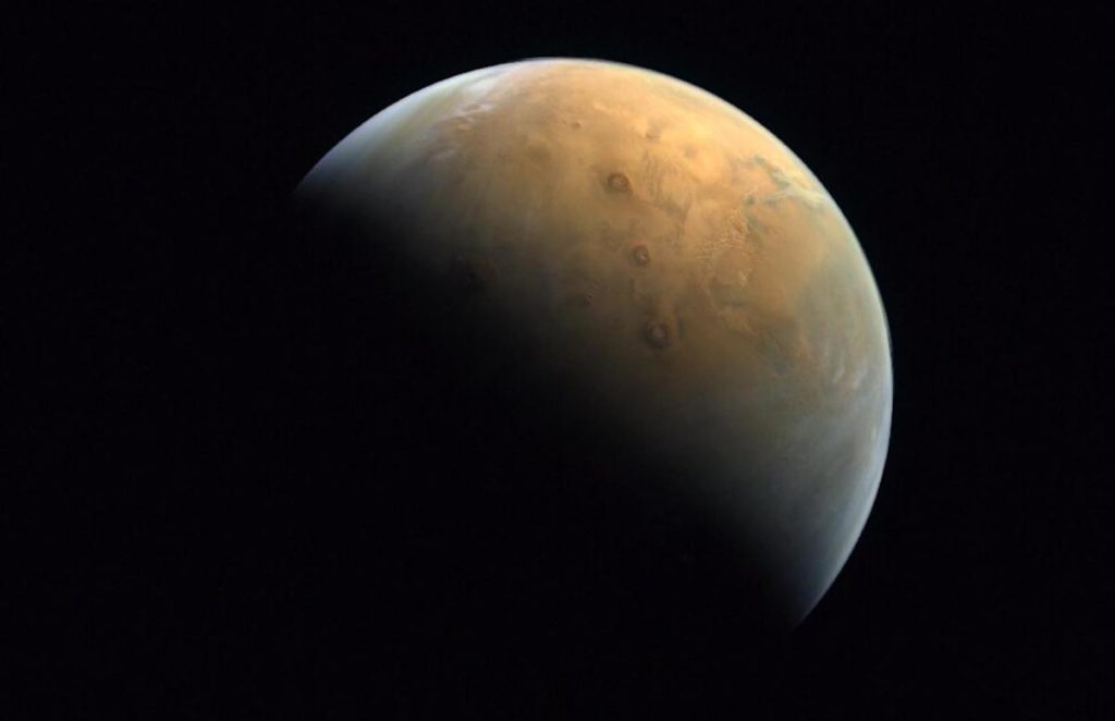 Das haben Wissenschaftler entdeckt, als sie tief unter die Oberfläche des Mars spähten.