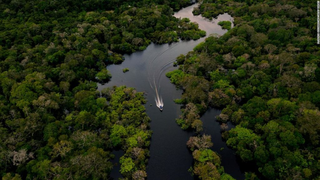 Brasilien wirbt für Partnerschaft mit SpaceX, um ländliche Gebiete zu verbinden und den Amazonas-Regenwald zu überwachen