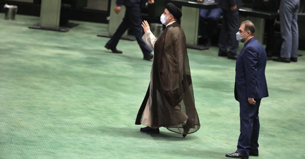 Während die Hoffnungen auf ein Atomabkommen schwinden, baut sich der Iran wieder auf und die Risiken steigen