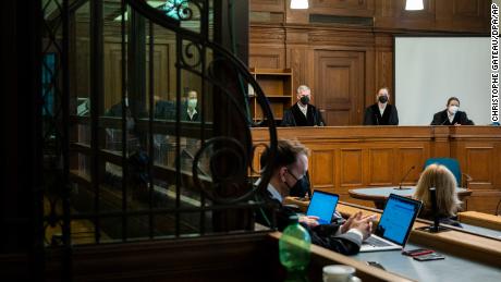 Der Berliner Gerichtssaal, in dem das Urteil am 15.12.2021 gefällt wurde.