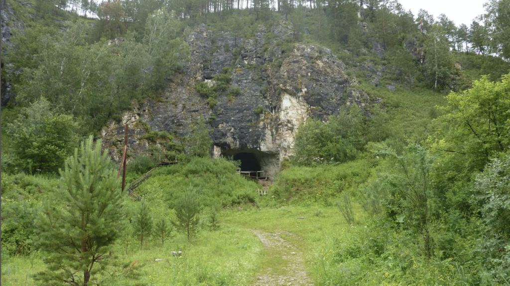 Die sibirische Höhle enthüllt die ältesten Fossilien einer rätselhaften menschlichen Spezies