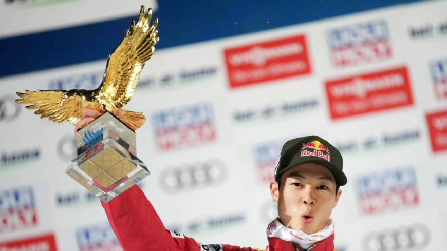 Ryoyu Kobayashi gewinnt die Vierschanzentournee trotz fehlendem Sweep