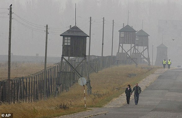 Majdanek (Bild 2005) war ursprünglich für Zwangsarbeit gedacht, wurde aber 1942 in ein Vernichtungslager umgewandelt