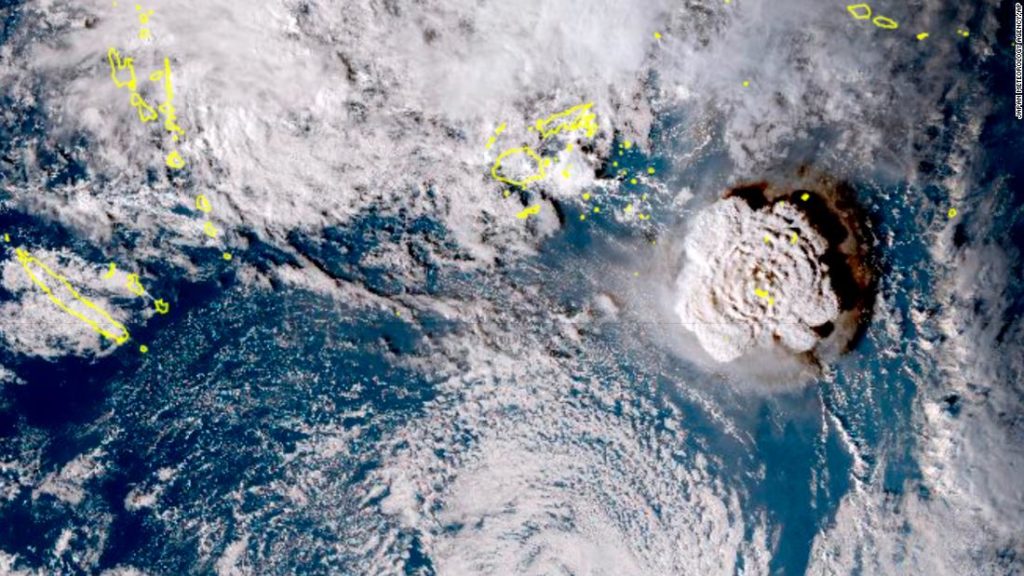 Tonga: Tsunami-Wellen treffen nach Vulkanausbruch Insel im Südpazifik