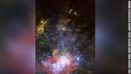 Astronomen entdecken einen sternfressenden Rülpser aus dem Schwarzen Loch unserer Milchstraße