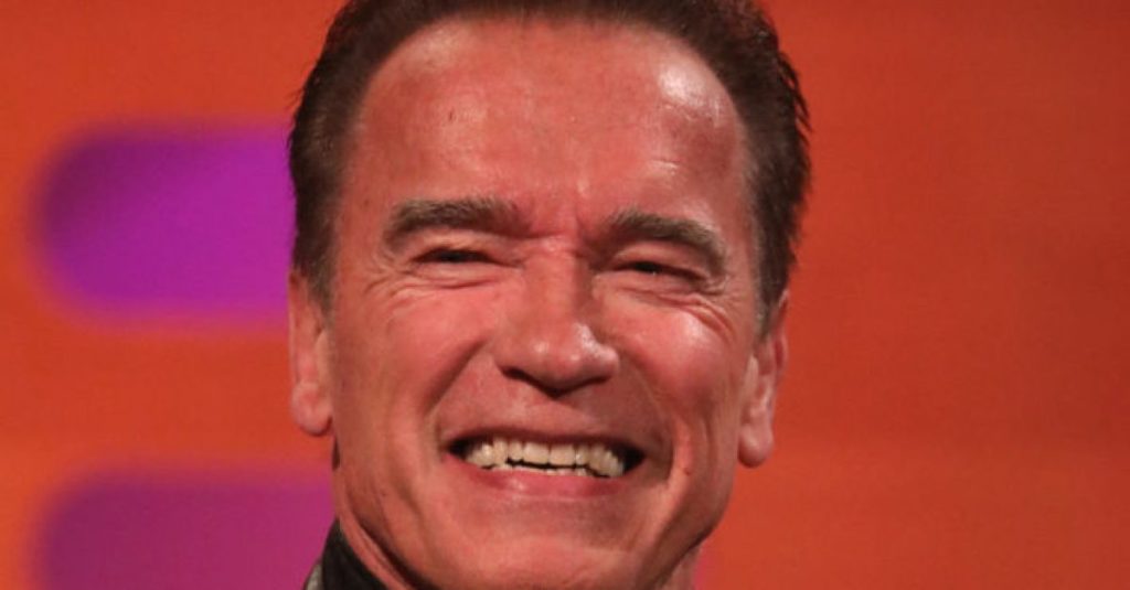 Arnold Schwarzenegger verspricht beim Klimagipfel, die Umweltverschmutzung zu beenden
