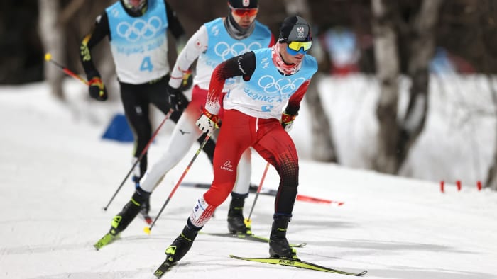 Der amtierende Weltcup-Sieger der Nordischen Kombination, Lamparter, trifft im Team-Event auf Riiber