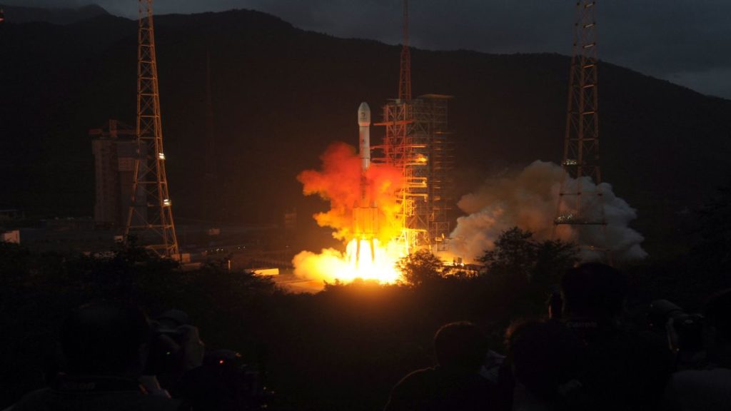 Experten sagen, dass Rogue Rocket kurz davor ist, den Mond zu treffen, aus China stammt, nicht von SpaceX