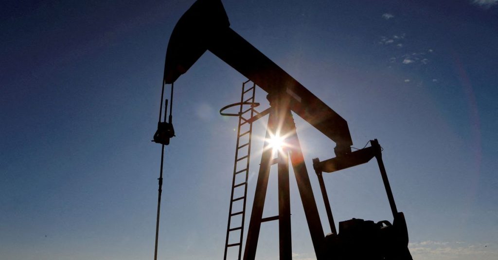 Öl stabilisiert sich aufgrund der Spannungen zwischen der Ukraine und Russland nahe dem Siebenjahreshoch