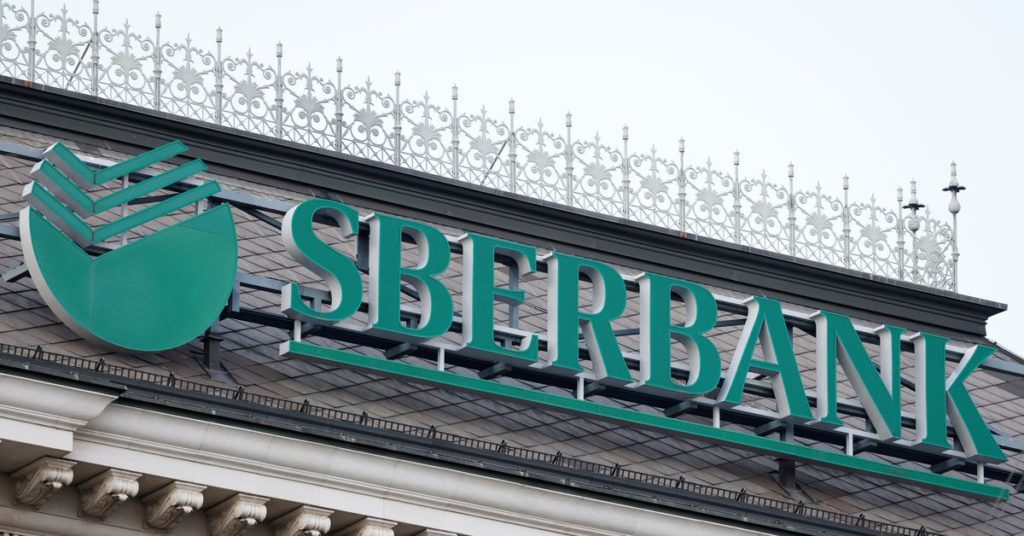 EZB ordnet Schließung der europäischen Filiale der russischen Sberbank an, teilt die österreichische FMA mit