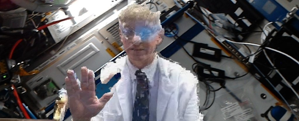 Die NASA hat im Rahmen der weltweit ersten „Holoportation“ einen Arzt zur ISS gebeamt