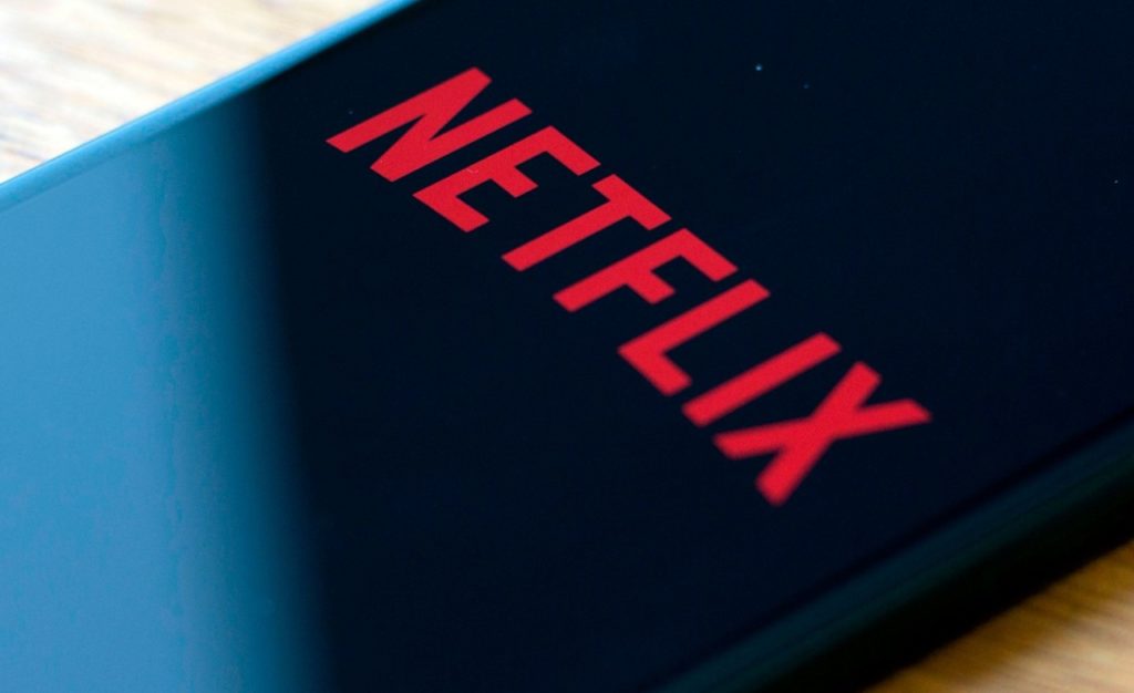 Netflix versucht, das kostenlose Teilen von Passwörtern zwischen Haushalten einzuschränken