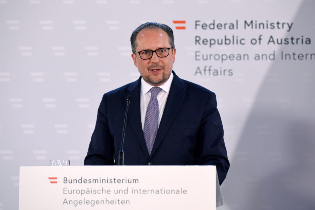 Österreich kündigt Wochen nach dem Treffen mit Putin Widerstand gegen eine EU-Mitgliedschaft der Ukraine an