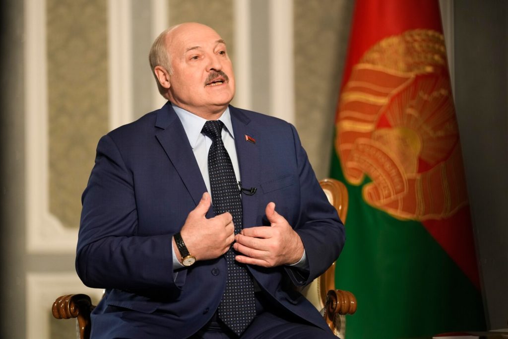 Alexander Lukaschenko sagt, dass Militärübungen in Belarus keine Bedrohung darstellen