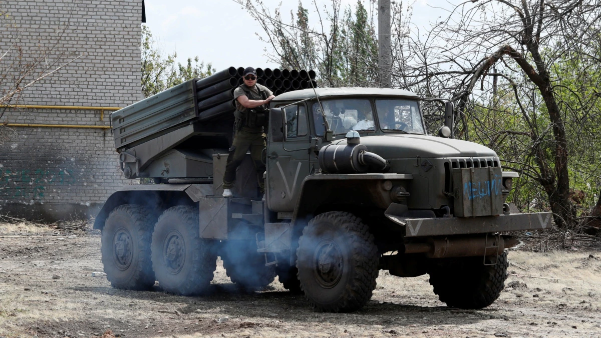 Kämpfe in der Ostukraine „sehr schwierig“;  Der Gouverneur sagt, die Truppen müssten sich möglicherweise zurückziehen, um sich zu verteidigen
