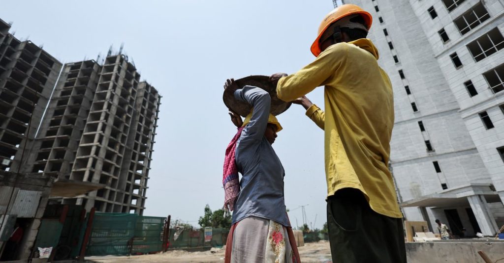 Working Poor tragen die Hauptlast der Hitzewelle in Indien