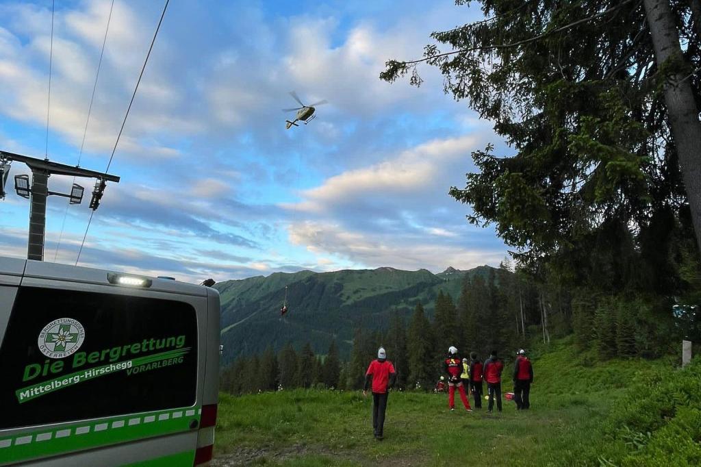 107 Schüler und Lehrer wurden in den österreichischen Alpen in Sicherheit gebracht