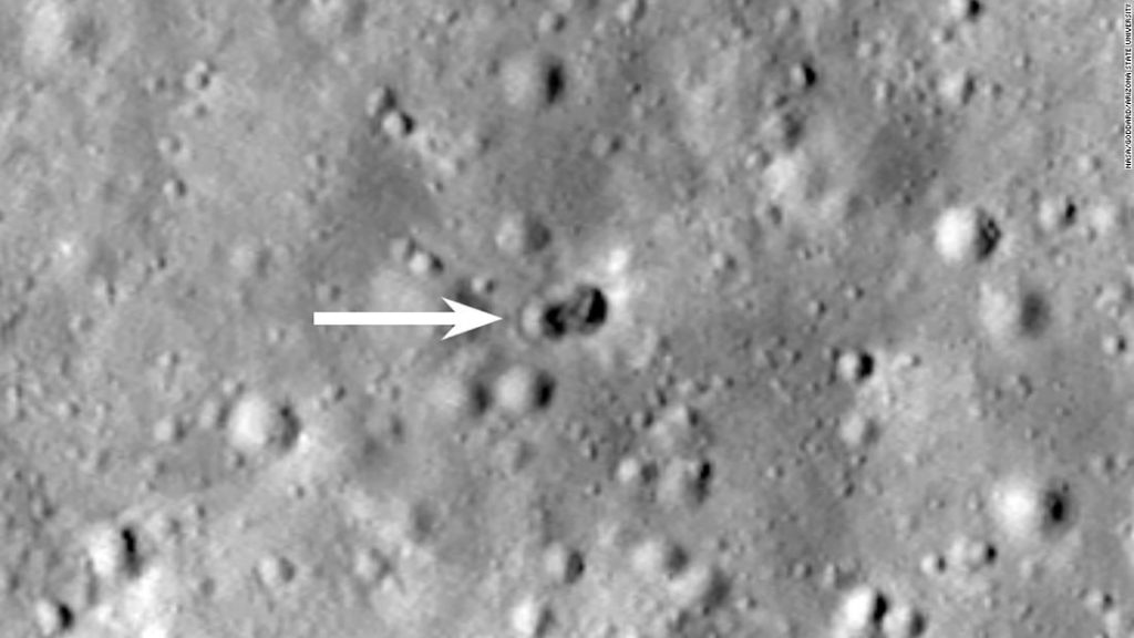 Neuer Doppelkrater nach mysteriösem Raketeneinschlag auf dem Mond entdeckt