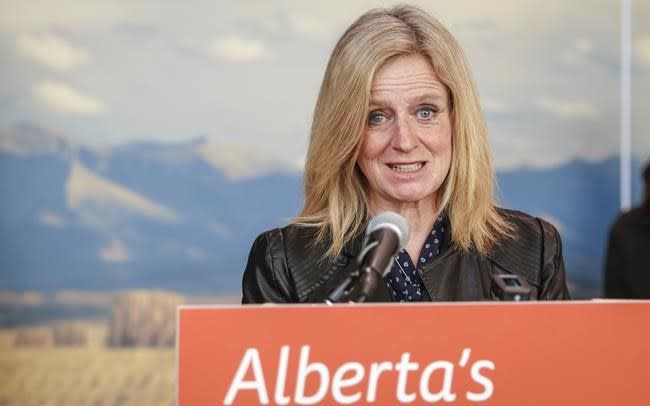 Alberta NDP Leader Rachel Notley entschuldigt sich für die Misshandlung von Freiwilligen und Mitarbeitern