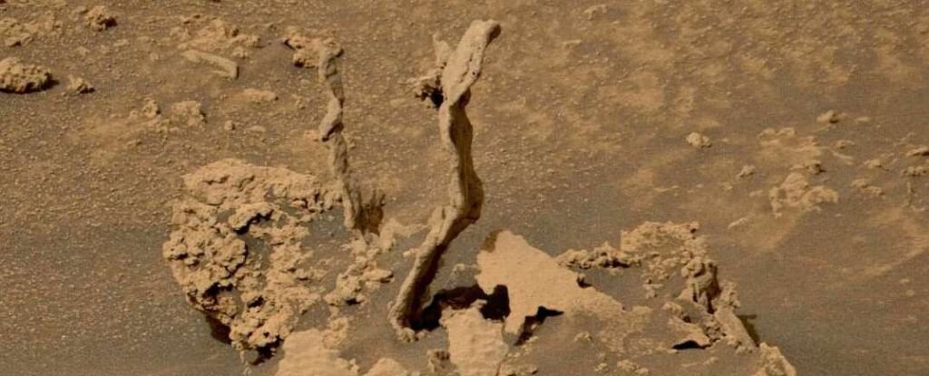 Curiosity hat einige wirklich seltsame, verwinkelte Felstürme auf dem Mars gefunden