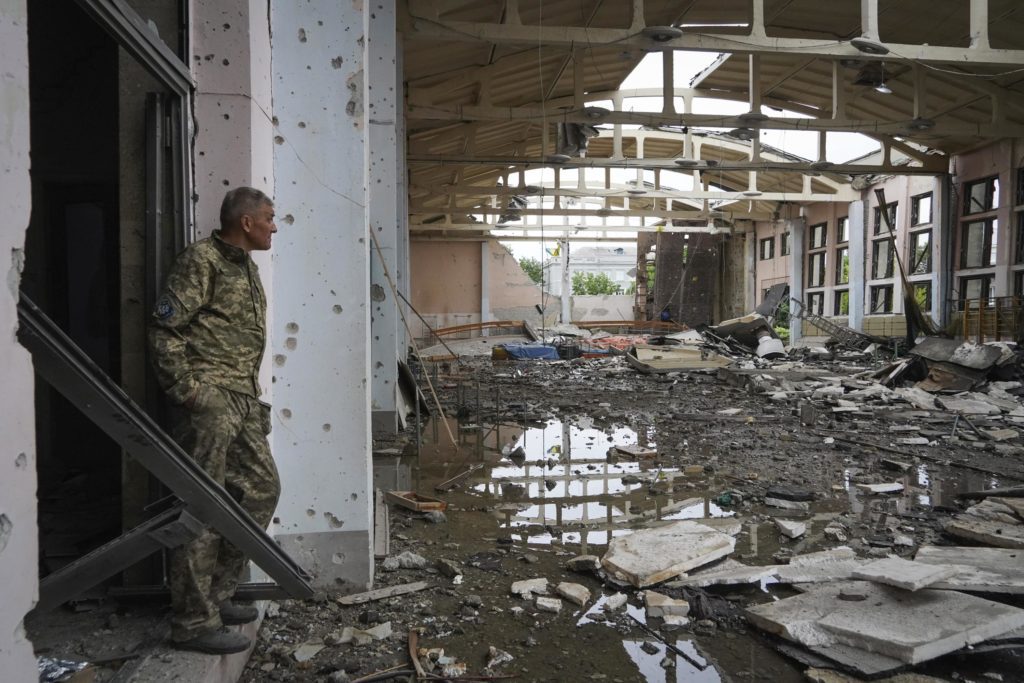 Die ukrainische Armee verlässt die angeschlagene Stadt in Richtung befestigter Stellungen