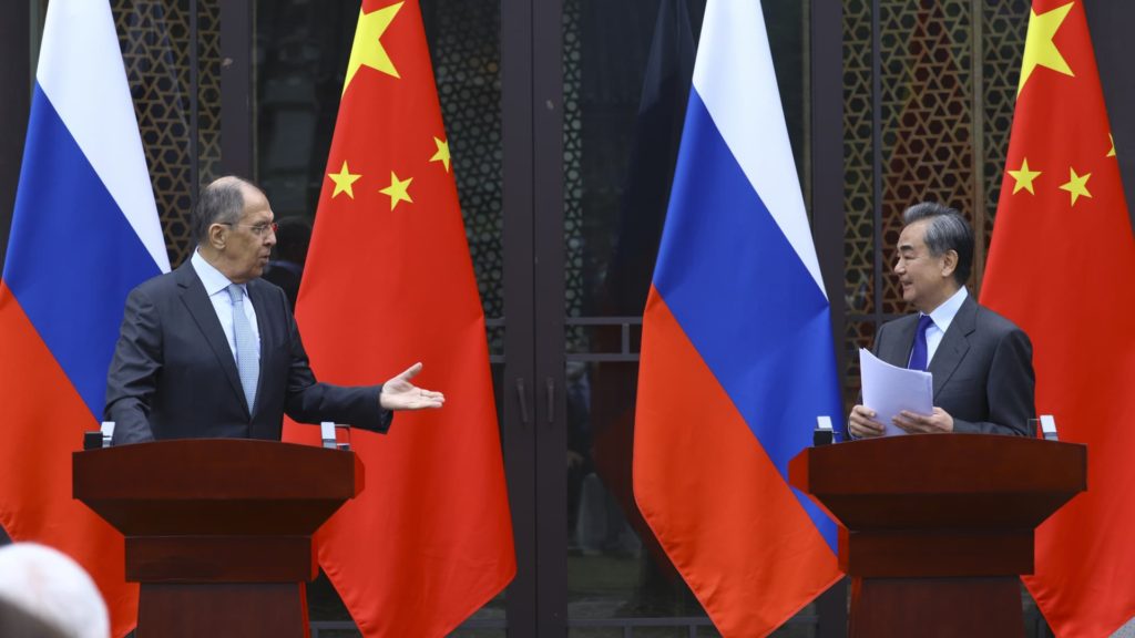 Die Beziehungen zwischen China und Russland zeigen „starke Widerstandsfähigkeit“, sagt Wang Yi