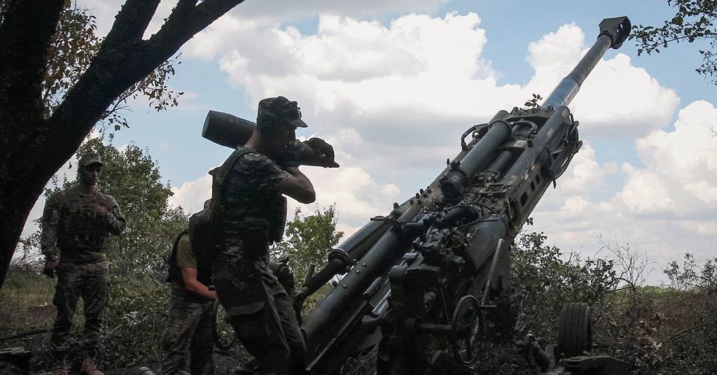 Die Ukraine bombardiert russische Streitkräfte im Süden, Raketen treffen in der Nähe von Kiew ein